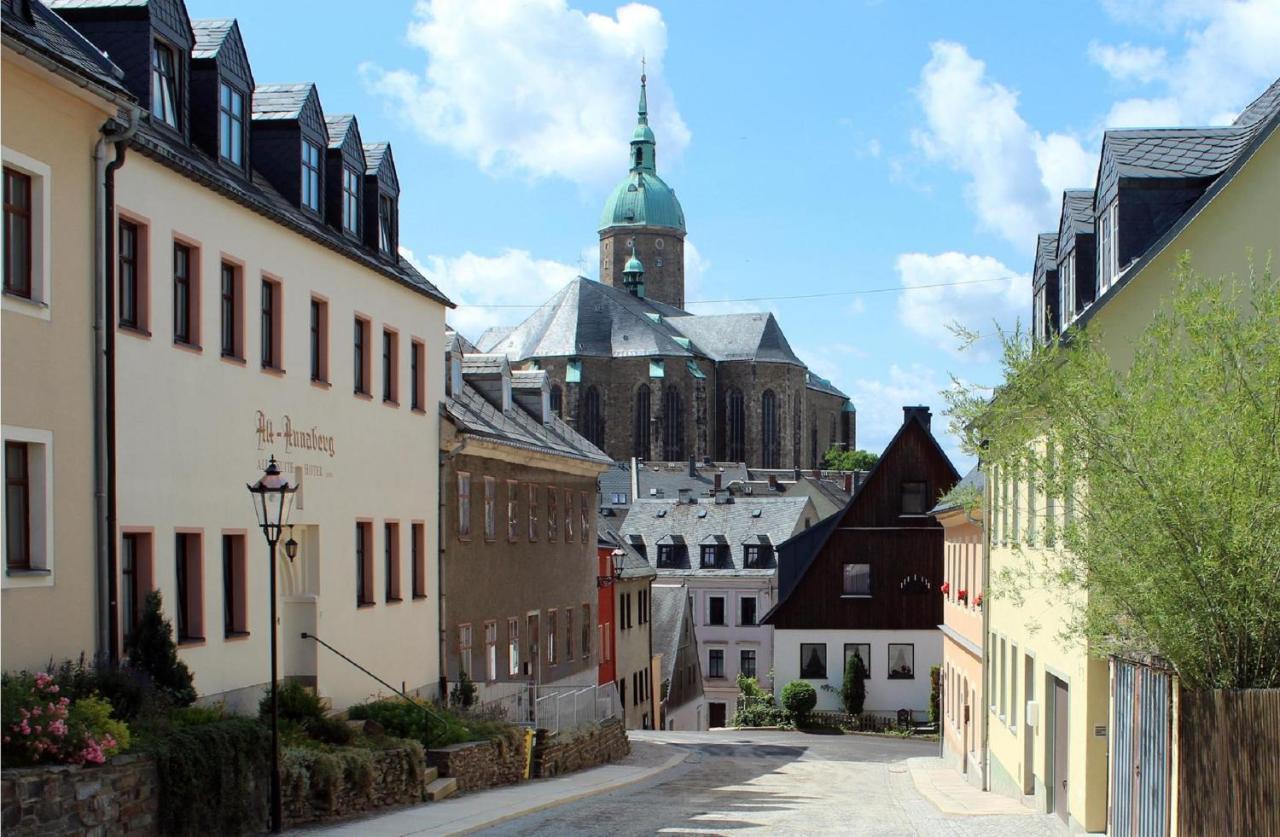 Apartment Vierseitenhof Linke *